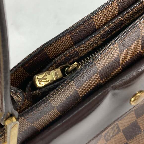 LOUIS VUITTON Authentic Brown Damier Canvas Shoulder Bag - Picture 11 of 16